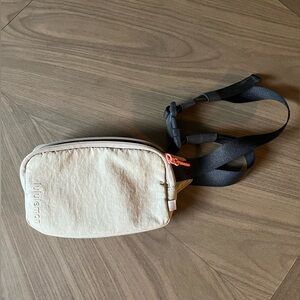 Lululemon Mini Belt Bag Khaki